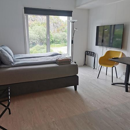 Lofoten Studio Apartment, Vestermyrveien 11 Сволвер Екстер'єр фото