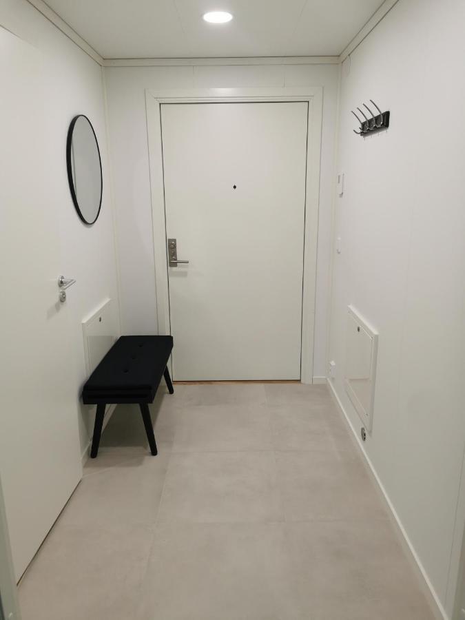 Lofoten Studio Apartment, Vestermyrveien 11 Сволвер Екстер'єр фото